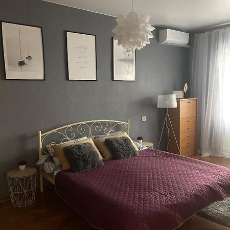 Apartment For A Pleasant Stay Odesa Exterior photo