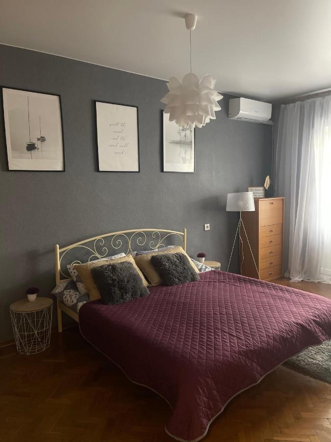 Apartment For A Pleasant Stay Odesa Exterior photo